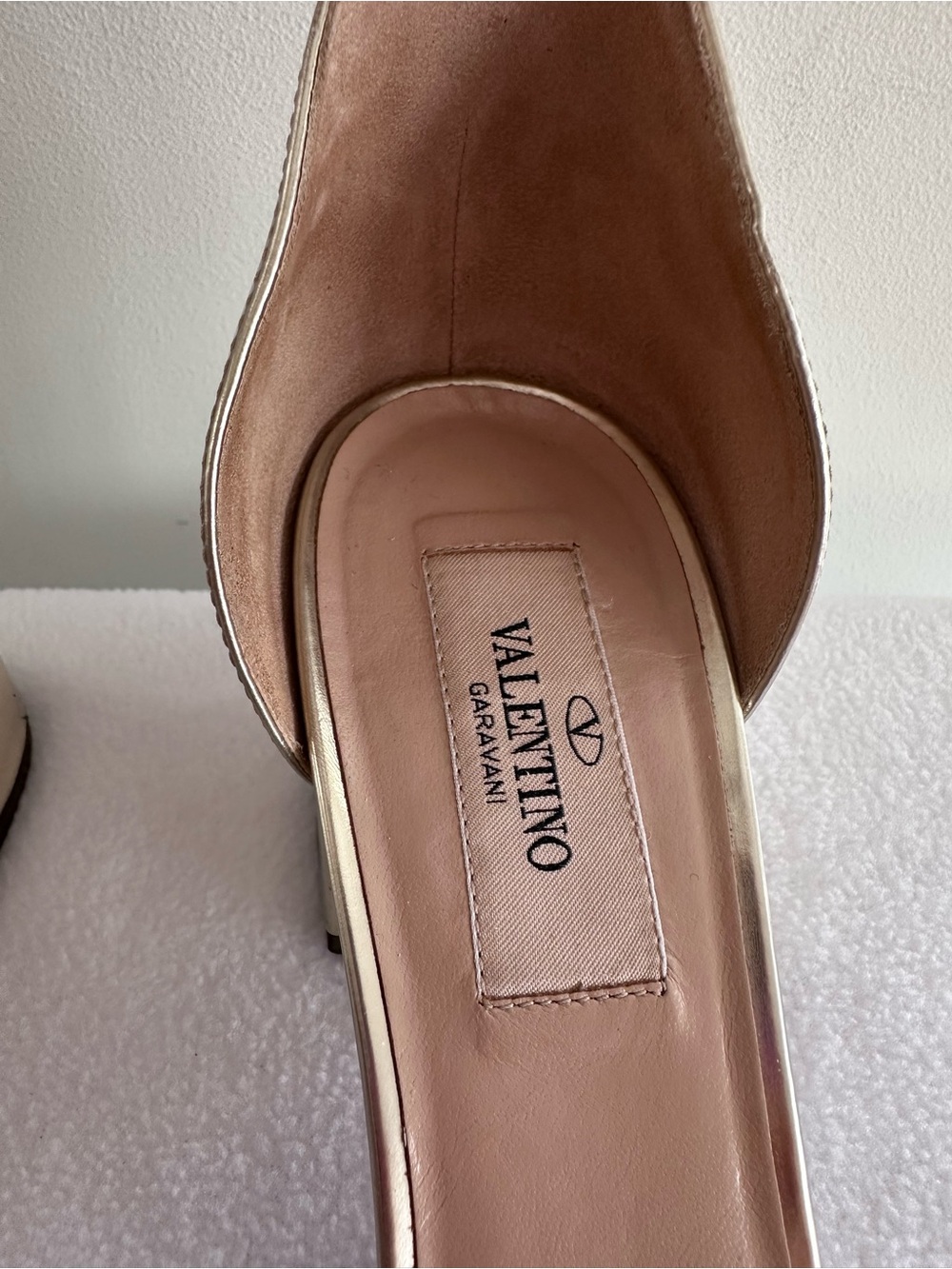 Valentino Garavani Metallic Gold Studded Platform Sandals - Picture 3 of 6
